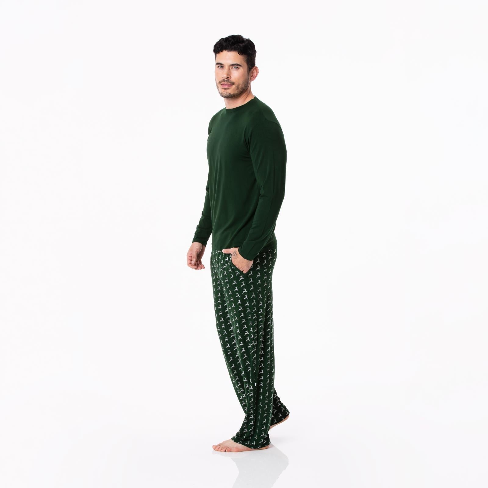 Men's Print Long Sleeve Pajama Set in Mountain View Reindeer